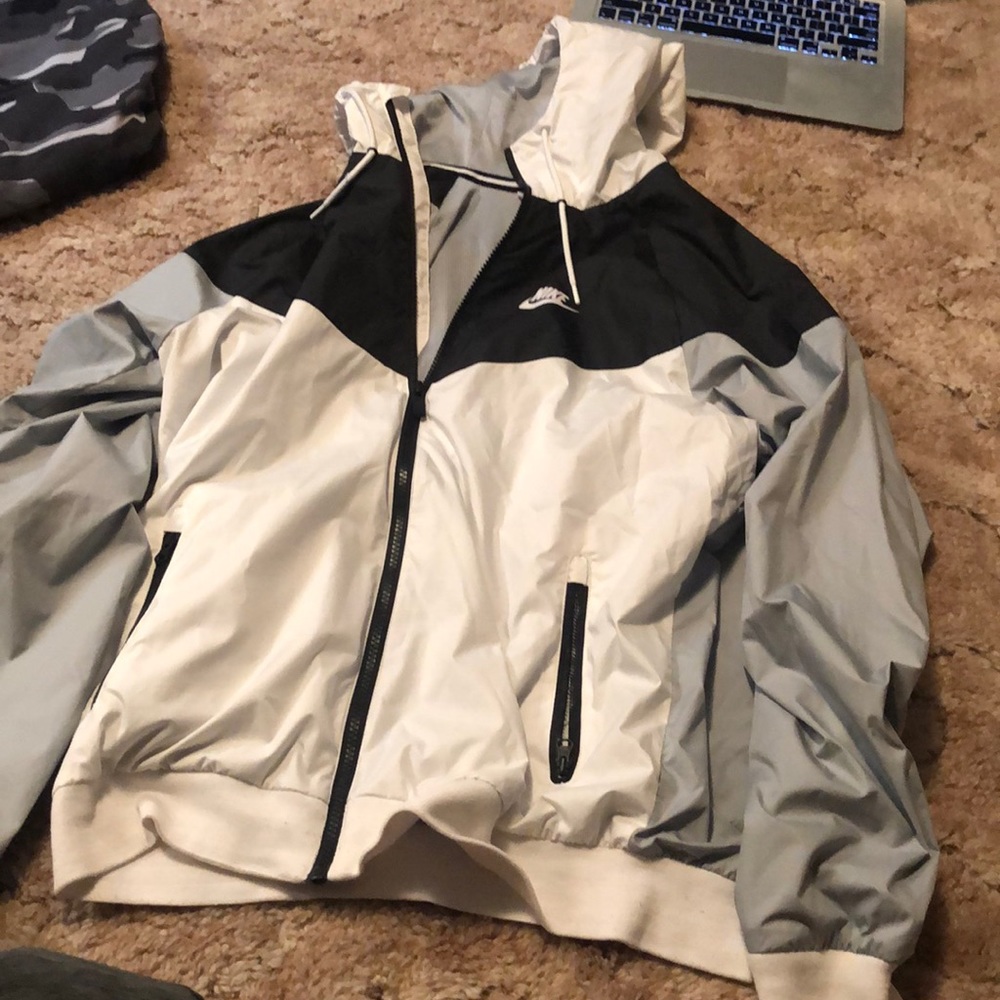 Men’s Nike windbreaker